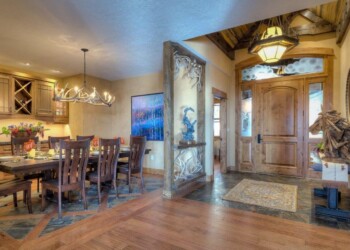 "People's Choice Award" for the 2018 Tour of Homes, The
Antler Lodge with our "Canoe" and antler partition. People's Choice Awards - Antler Chandelier & Room Divider